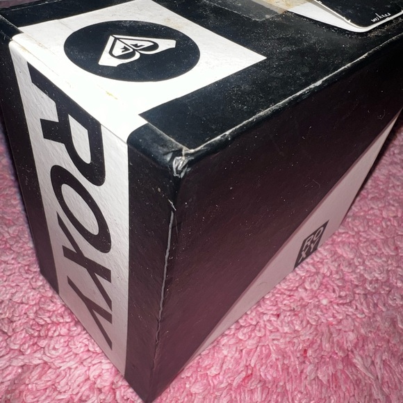 Roxy🦋Watch - Picture 3 of 6